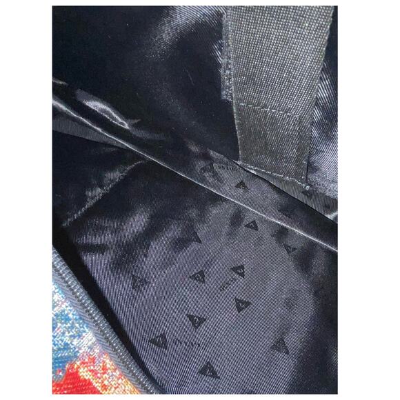 Guess FURRINA Floral Tapestry Weekender Tote Bag with Black Handles - Picture 3 of 8